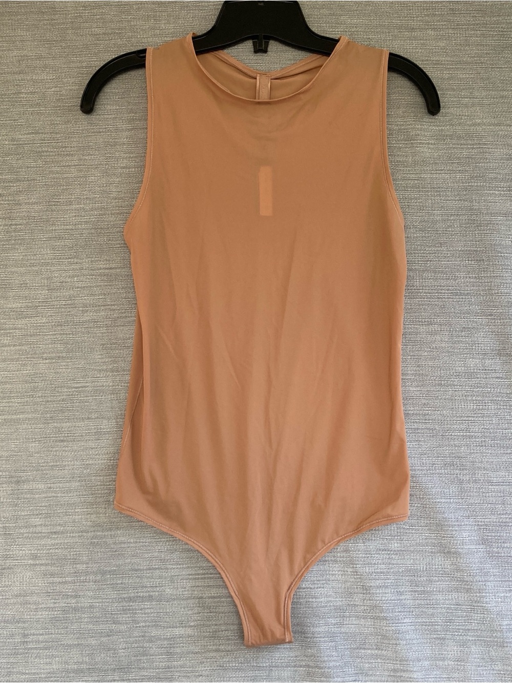 NWT SKIMS Siena Bodysuit L Tan